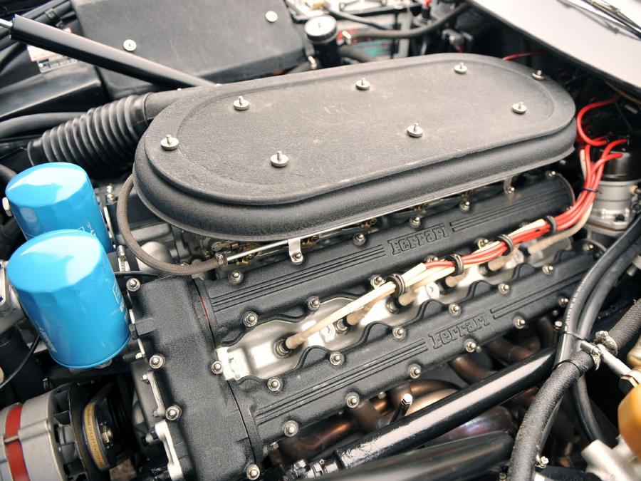  Ferrari 365 GTB/4 Daytona 1971 года  (фото 33 из 52)